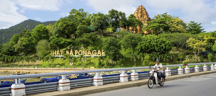 Phototour – Po Nagar Towers in Nha Trang