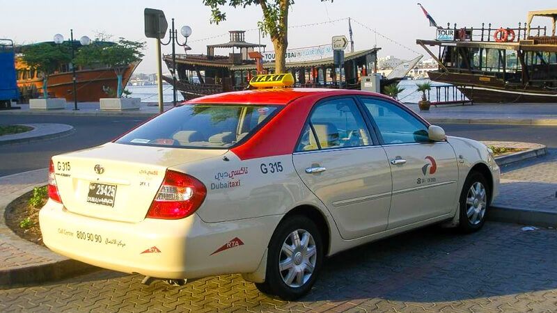 Такси из Дубай в Шарджу