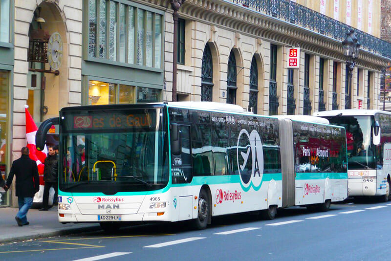 Автобусы Roissbus в Париж